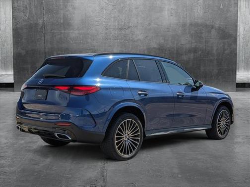2025 Mercedes-Benz GLC 300 Base