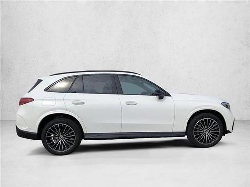 2026 Mercedes-Benz GLC 300 Base