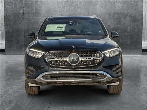 2025 Mercedes-Benz GLC 300 Base