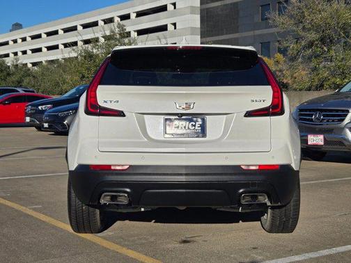 2023 Cadillac XT4 Luxury