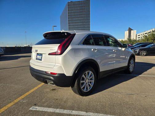 2023 Cadillac XT4 Luxury