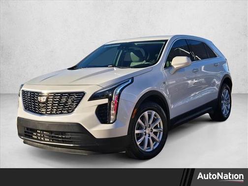 2023 Cadillac XT4 Luxury