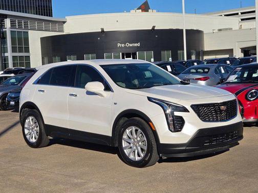 2023 Cadillac XT4 Luxury