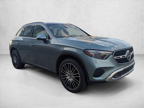 2025 Mercedes-Benz GLC 300 4MATIC