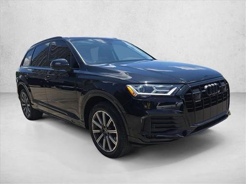 Black 2023 Audi Q7 45 Premium Plus
