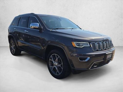 Granite Crystal Metallic Clearcoat 2020 Jeep Grand Cherokee Overland