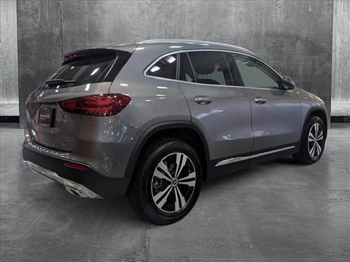 2025 Mercedes-Benz GLA 250 Base