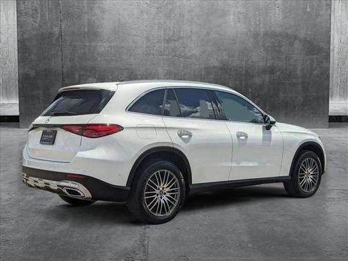 2025 Mercedes-Benz GLC 300 Base