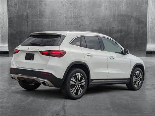 2025 Mercedes-Benz GLA 250 4MATIC