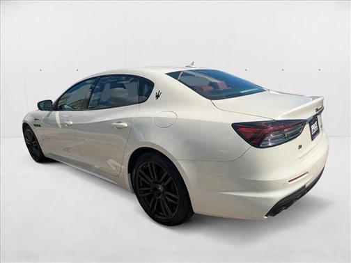 2022 Maserati Quattroporte Modena Q4