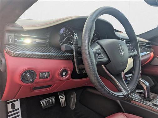 2022 Maserati Quattroporte Modena Q4
