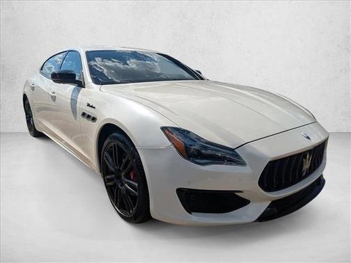 2022 Maserati Quattroporte Modena Q4