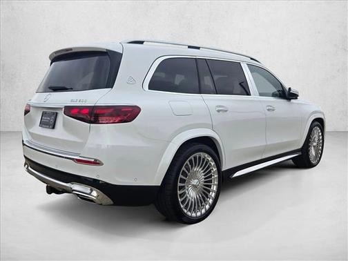 2026 Mercedes-Benz Maybach GLS 600 4MATIC