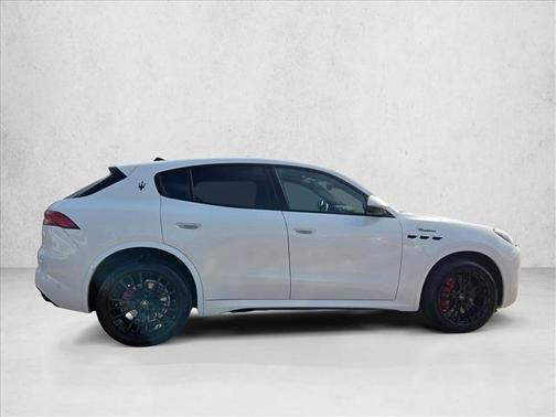 2024 Maserati Grecale Modena