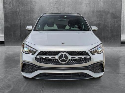 2021 Mercedes-Benz GLA 250 Base 4MATIC