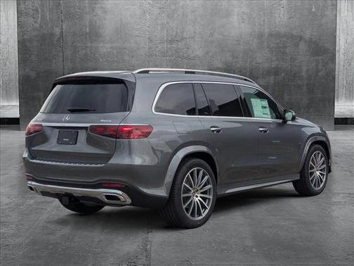 2025 Mercedes-Benz GLS 450 4MATIC