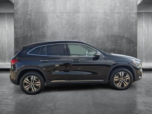 2025 Mercedes-Benz GLA 250 Base