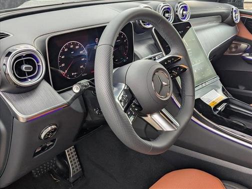2025 Mercedes-Benz GLC 300 Base