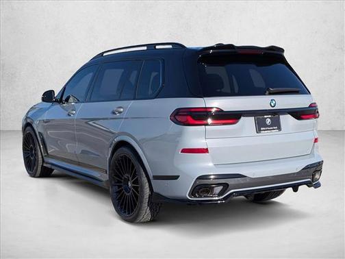 Brooklyn Grey Metallic 2026 BMW X7 xDrive40i