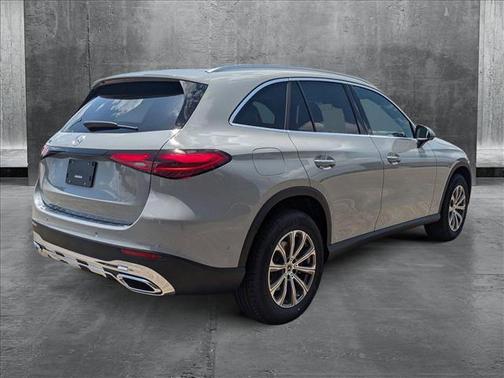 2025 Mercedes-Benz GLC 300 Base