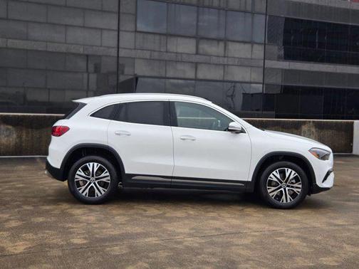 2025 Mercedes-Benz GLA 250 4MATIC