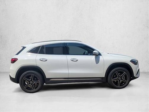 Polar White 2026 Mercedes-Benz GLA 250 4MATIC