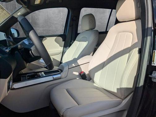 2025 Mercedes-Benz GLB 250 Base