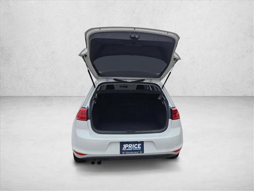 Pure White 2015 Volkswagen Golf Auto TSI S