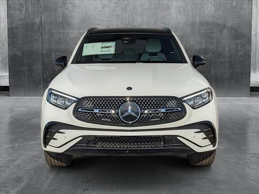 2025 Mercedes-Benz GLC 350e Base