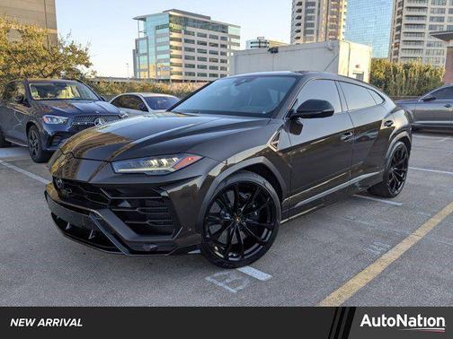 2021 Lamborghini Urus AWD