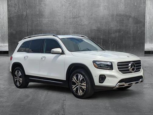 Polar White 2025 Mercedes-Benz GLB 250 Base