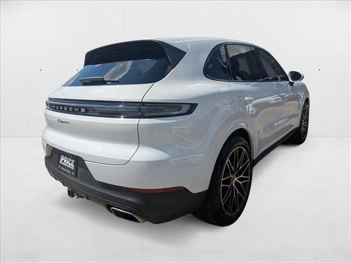 2024 Porsche Cayenne AWD