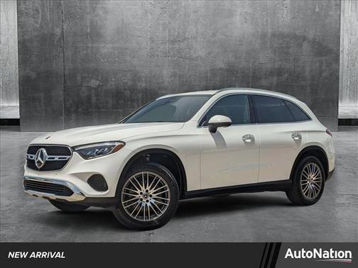 2025 Mercedes-Benz GLC 300 Base