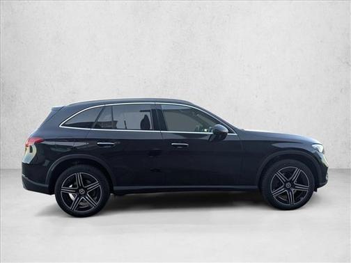 2026 Mercedes-Benz GLC 300 Base