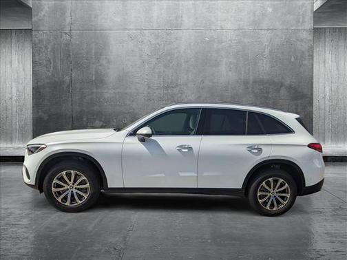 2025 Mercedes-Benz GLC 300 Base