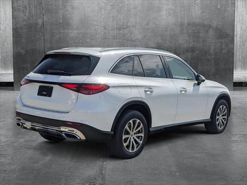 2025 Mercedes-Benz GLC 300 Base