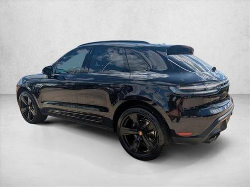 2023 Porsche Macan S