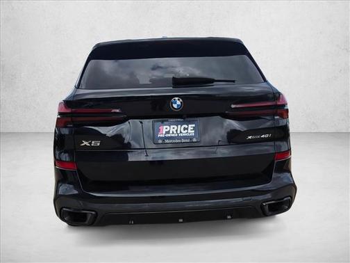 Black Sapphire Metallic 2024 BMW X5 xDrive40i