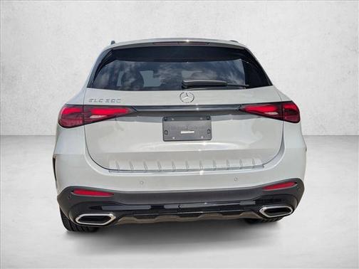 2026 Mercedes-Benz GLC 300 Base