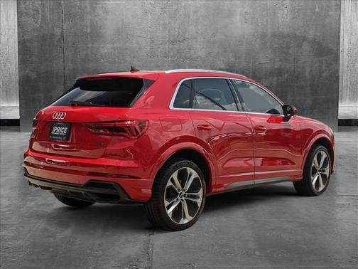 2021 Audi Q3 45 S line Premium