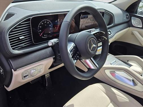 2026 Mercedes-Benz GLS 450 4MATIC