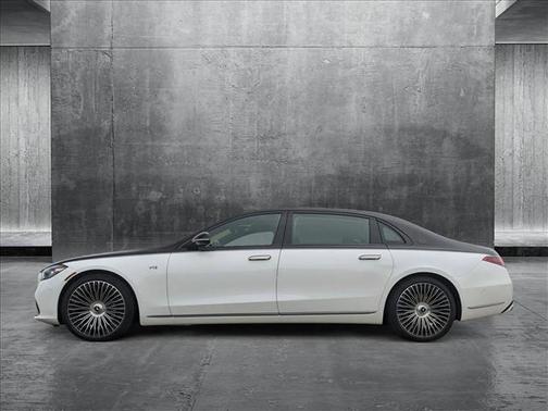 2025 Mercedes-Benz S-Class Maybach S 680