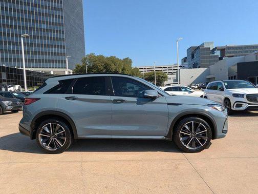 2023 INFINITI QX50 SPORT