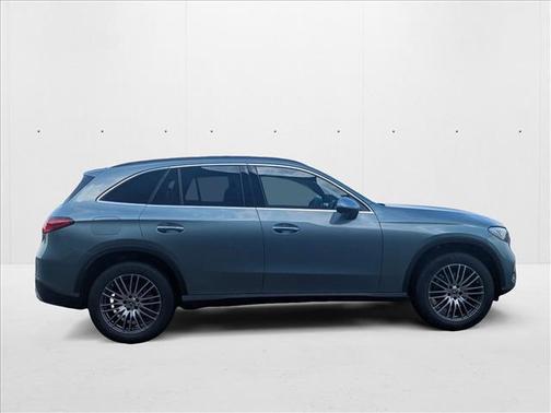 2026 Mercedes-Benz GLC 300 Base