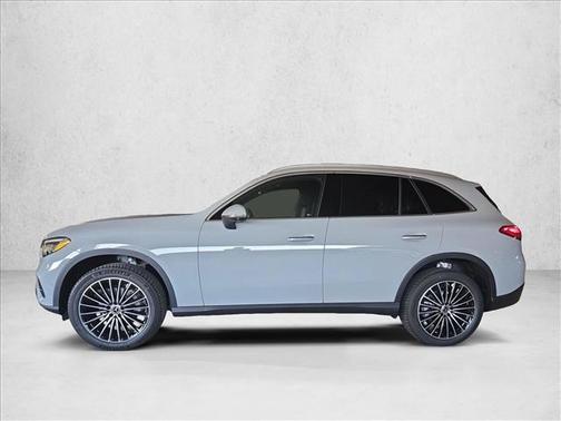 MANUFAKTUR Alpine Grey 2027 Mercedes-Benz GLC 300 Base