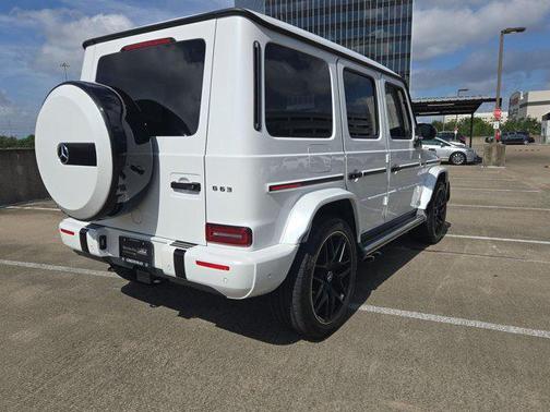 MANUFAKTUR Moonlight White Metallic 2022 Mercedes-Benz AMG G 63 4MATIC