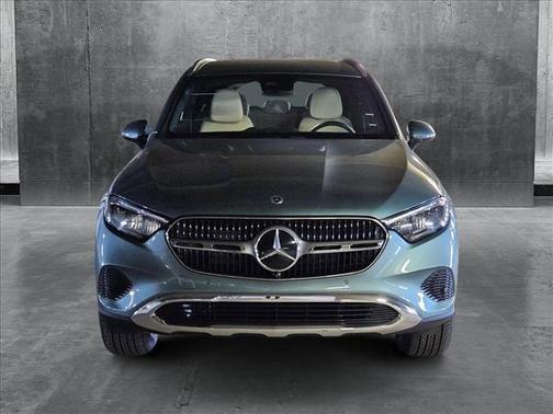 2025 Mercedes-Benz GLC 300 Base