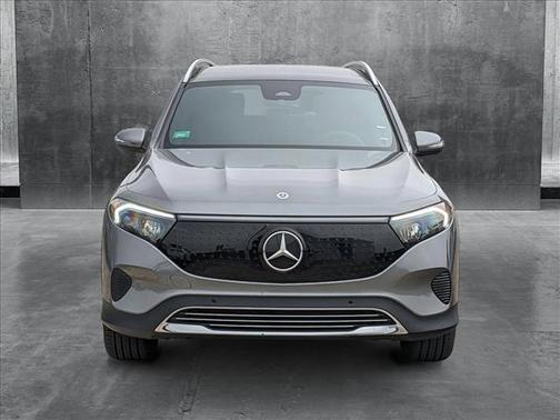 2025 Mercedes-Benz EQB 300 4MATIC