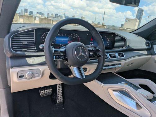 2025 Mercedes-Benz GLS 450 4MATIC