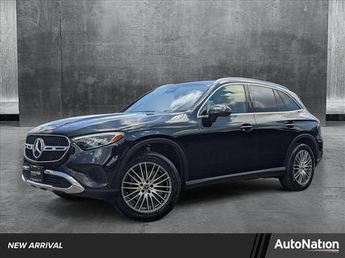 2025 Mercedes-Benz GLC 300 Base